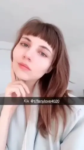 23[F] Im feeling horny right now and im looking for fun , Anyone ?