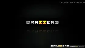 Kianna Dior - Mommy Got Boobs