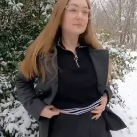 I’ve got some snowballs you might like to get your hands on 🥰❄️ [OC]