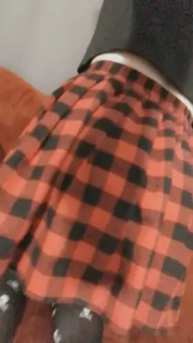 Who wants to spank me? 🥺