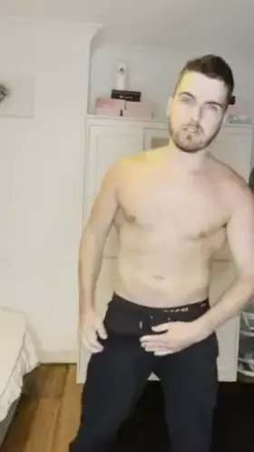 ⬆️ if you would let me fuck you raw 😈