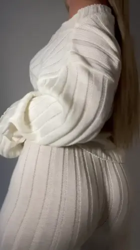 Do you like petite girls with a little bit of cake?