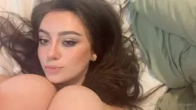 When the girl I met on tinder refused to send selfies I investigated and found out it was a catfish. Eventually I sent a special link, asking for a selfie once again and this time, I was sent a video, and it most certainly didnt look like the catfish I found (Rp)