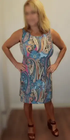 Weekend starts early, time to shed the work clothes! 🍸 