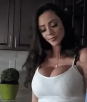 I wanna fick my friends hot mom