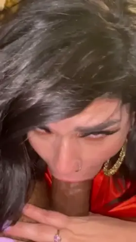 latina loves to choke :)