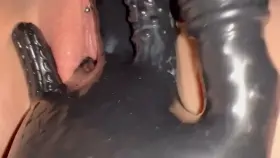 Latex fingering glove causes mini squirt