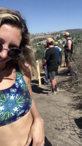 Playing disc golf can distract you [GIF]