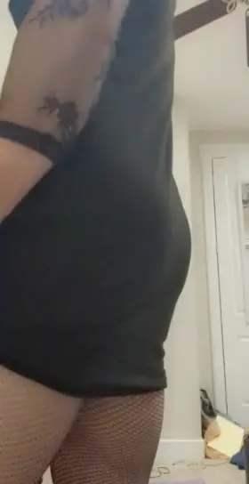 I love playing with my girly ass 🤤