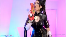 Bayonetta hot cosplay (Octokuro)[Bayonetta]