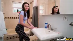 Reyna DeLaCruz - Fucking Cleaning