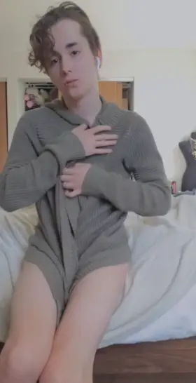 cum unwrap me like a new game from the store ;b