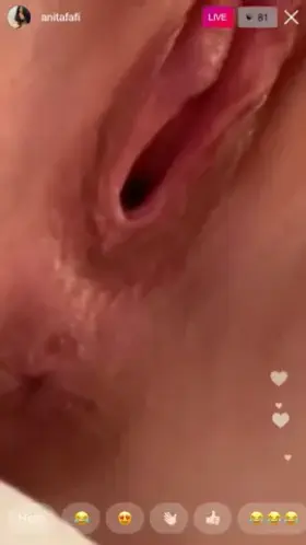 Think of her while you’re fucking your girlfriend😳