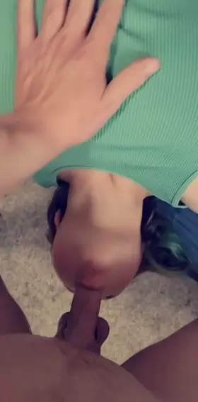 would anyone other girls like to come suck his cock with me? watching is fun and my throat needs a break UwU 😳