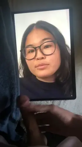 [discord <Fisticuffs86>#2985] Need a bud to stroke, edge and good to girls and porn