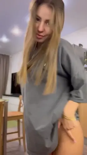 Girls in oversize clothes are always a secret 😈