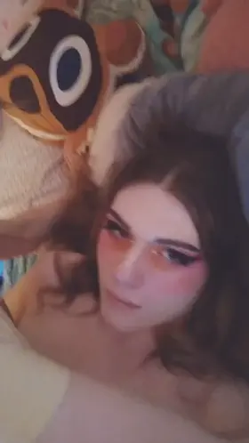 Do I still look pretty when I’m trying not to shoot inside ❓😳😳😅💦