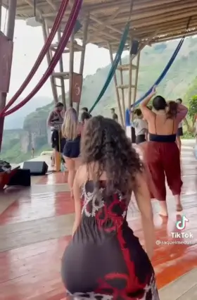 That’s one hefty ass under there