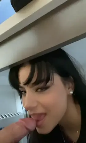 Most beautiful girl I ever saw, do great bj.