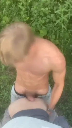 [19M] [reddit] Please, send me your favorite videos and photos from gay communities and websites. I’m trying to cum