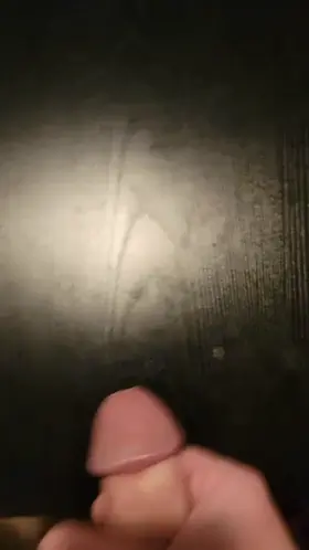 [35] Cum be Daddy's canvas