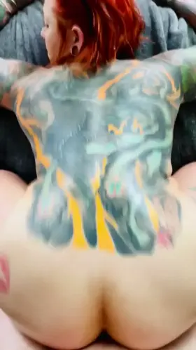 Just watch that shiny jiggle 🍑💦