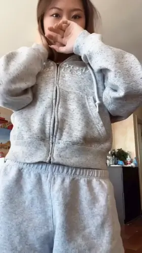 I’m only 5’2, fuckable?😜