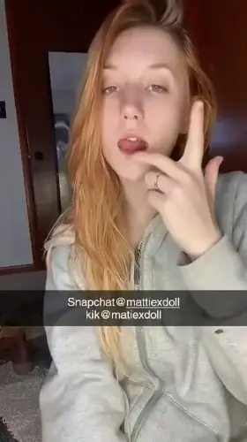 20 [F4M] Rhode island / Online -Whos up for some fun and watch me squirt on cam ? kik me guys im waiting