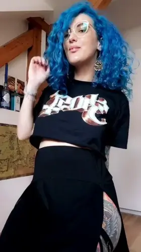 Point me to the best ass eater, I'll wait here