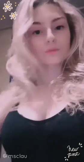 🤍🌸Let's have some fun💭I want to know more about yourself🙊My OnlyFans is just what you've been looking for💦With plenty of full-length videos, cute pics, fetishes and more!📎Customs are available and I'm always open to requests🌸Chatting with you is my pleasure💕Link below for 50% off now👇🏻🌼