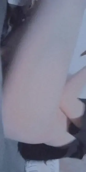 I really need a dick inside me 😩