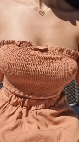 whoever likes this will be made so happy! 👻 aliciaq202275