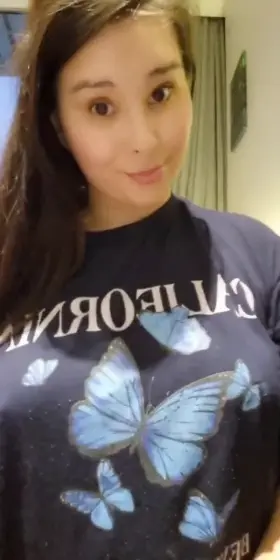 Boom asian tits 😈 not expecting this for asian ? Do u like what u see