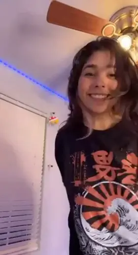 Can a Venezuelan girl like me be your college dormslut?