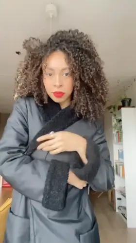 Who wants a striptease from me? Say hi