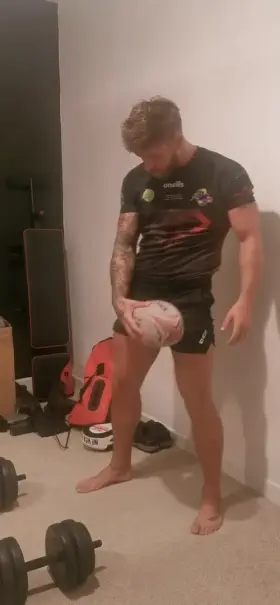 Should I leave the rugby kit on?