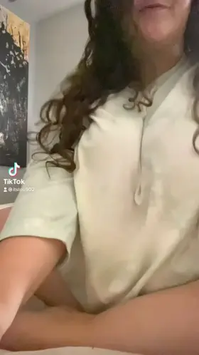 I’m bored and horny, can you fix either of those things? Let’s 😉🌶🇨🇦 [sext] [gfe] [vid]