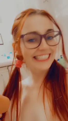 I bought a dildo to film with ❤️