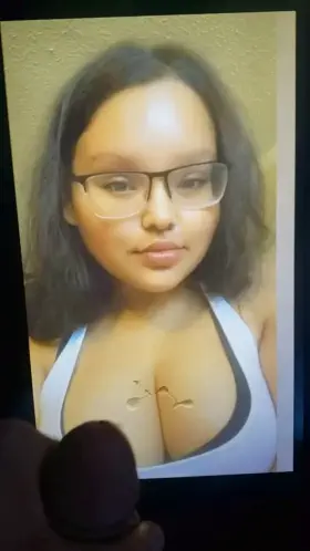 I couldn't resist her perfect tittys😩