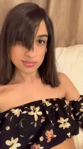 Come take a seat on my lap