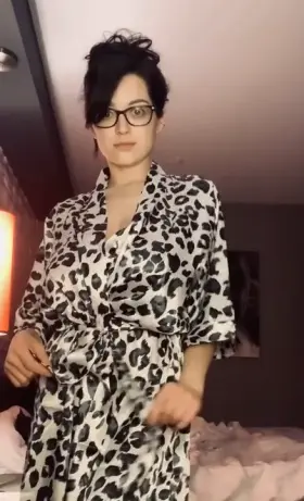 Do you like big boobs ? Her Free Folder In Comment