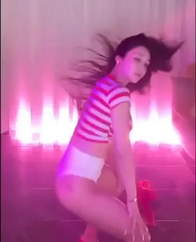 Need her little booty slow grind 🍑♥️