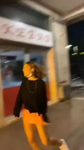 Plz tell me her name plzzzzzzzz