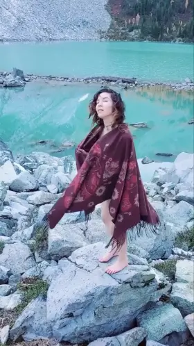 My tits are so petite I can't even shake them😝