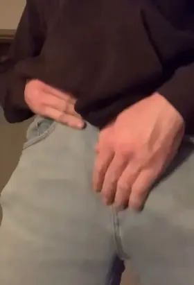 He wants to come out 😏