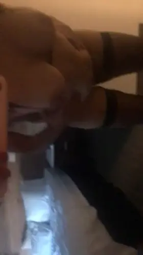 F44 being fucked by a FWB in my ass against a mirror is the perfect opportunity to capture the moment