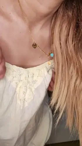 Undressing my skirt and eliminating all ur worries in one;)