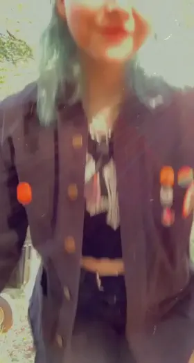 Risky flash for you 🤍🔥