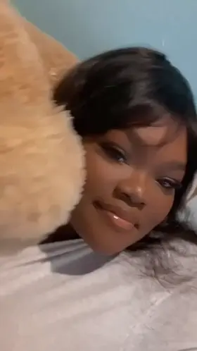 22F • Can you come over and hold me and my mommy milkers?🥺👉🏾👈🏾