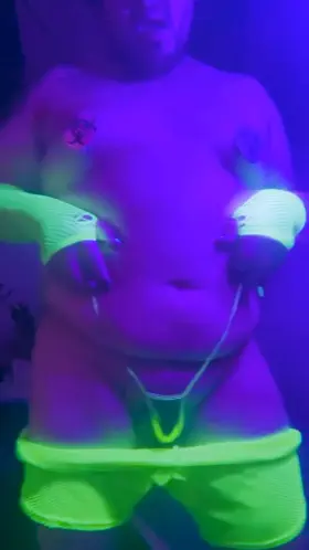 I’ll give you ecstasy 👄💚💦